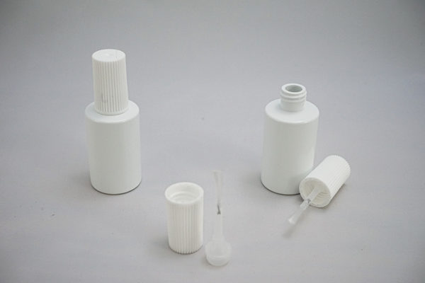 Nail Polish Plug Brushes, Fluid Package - Image 2